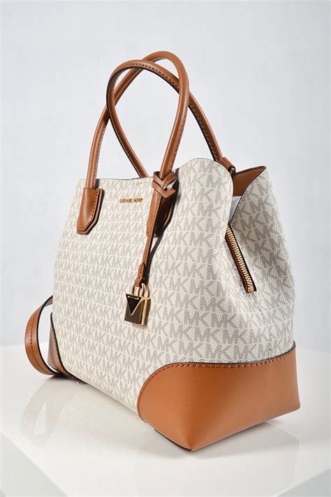 michael kors torebki nowa kolekcja|Michael Kors handbags.